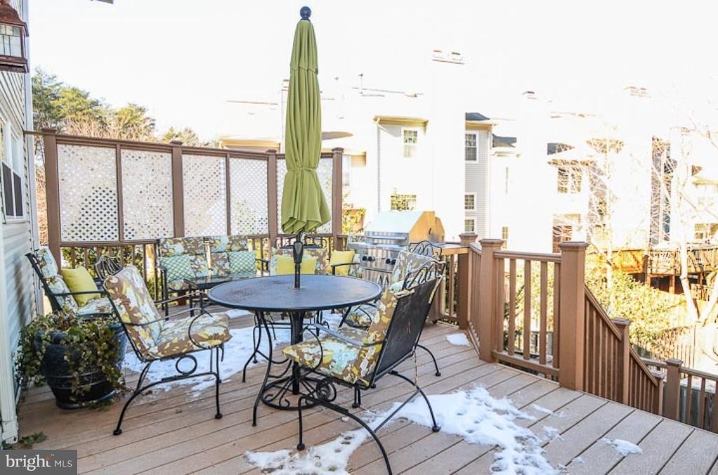 SOUTHERN OAKS - Residential Lease