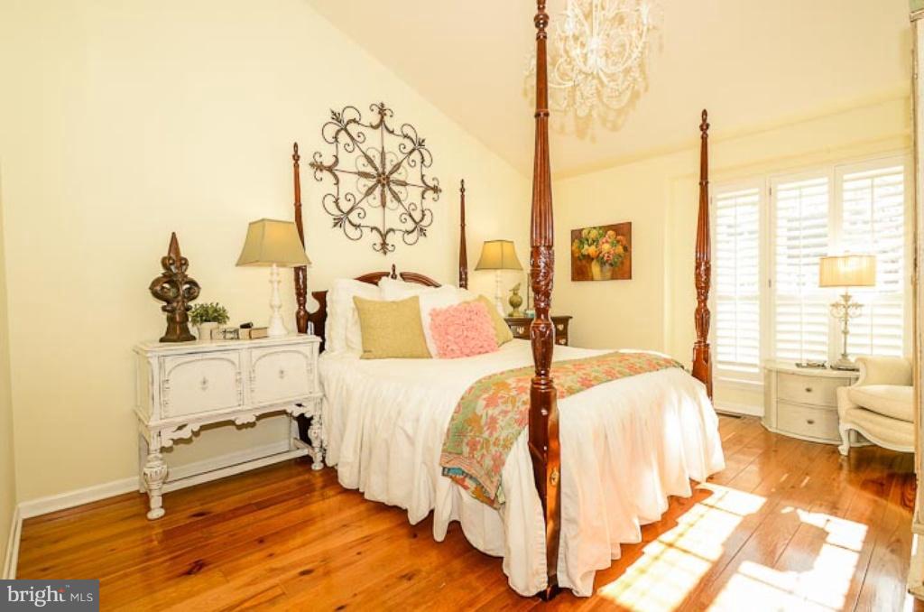 SOUTHERN OAKS - Residential Lease