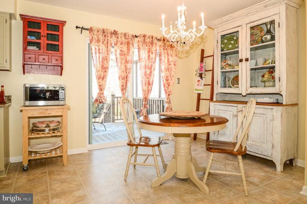 SOUTHERN OAKS - Residential Lease