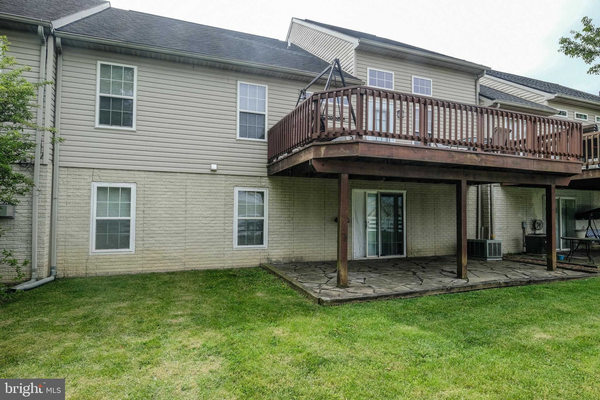 STONEBRIDGE - Residential