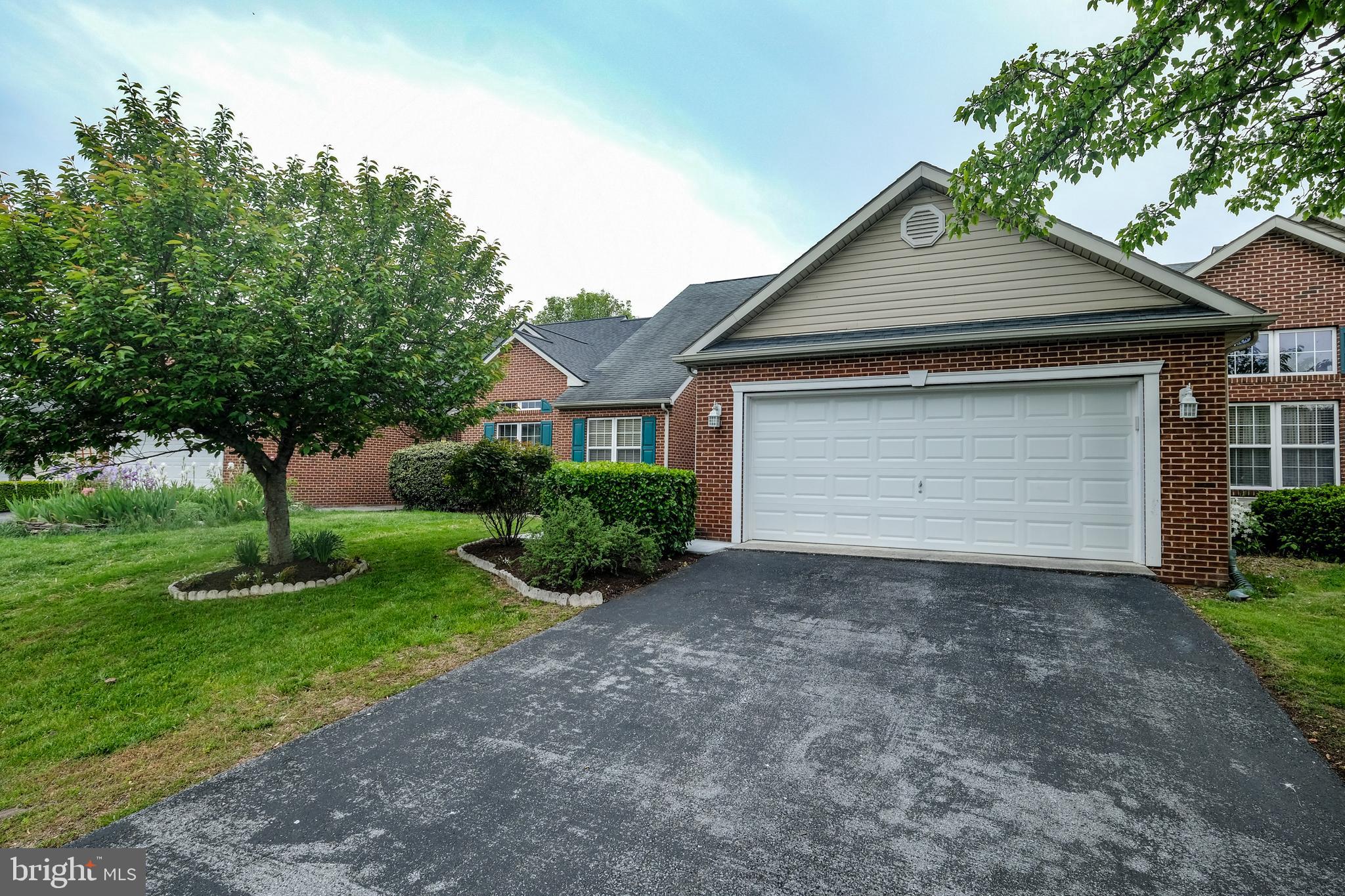 STONEBRIDGE - Residential