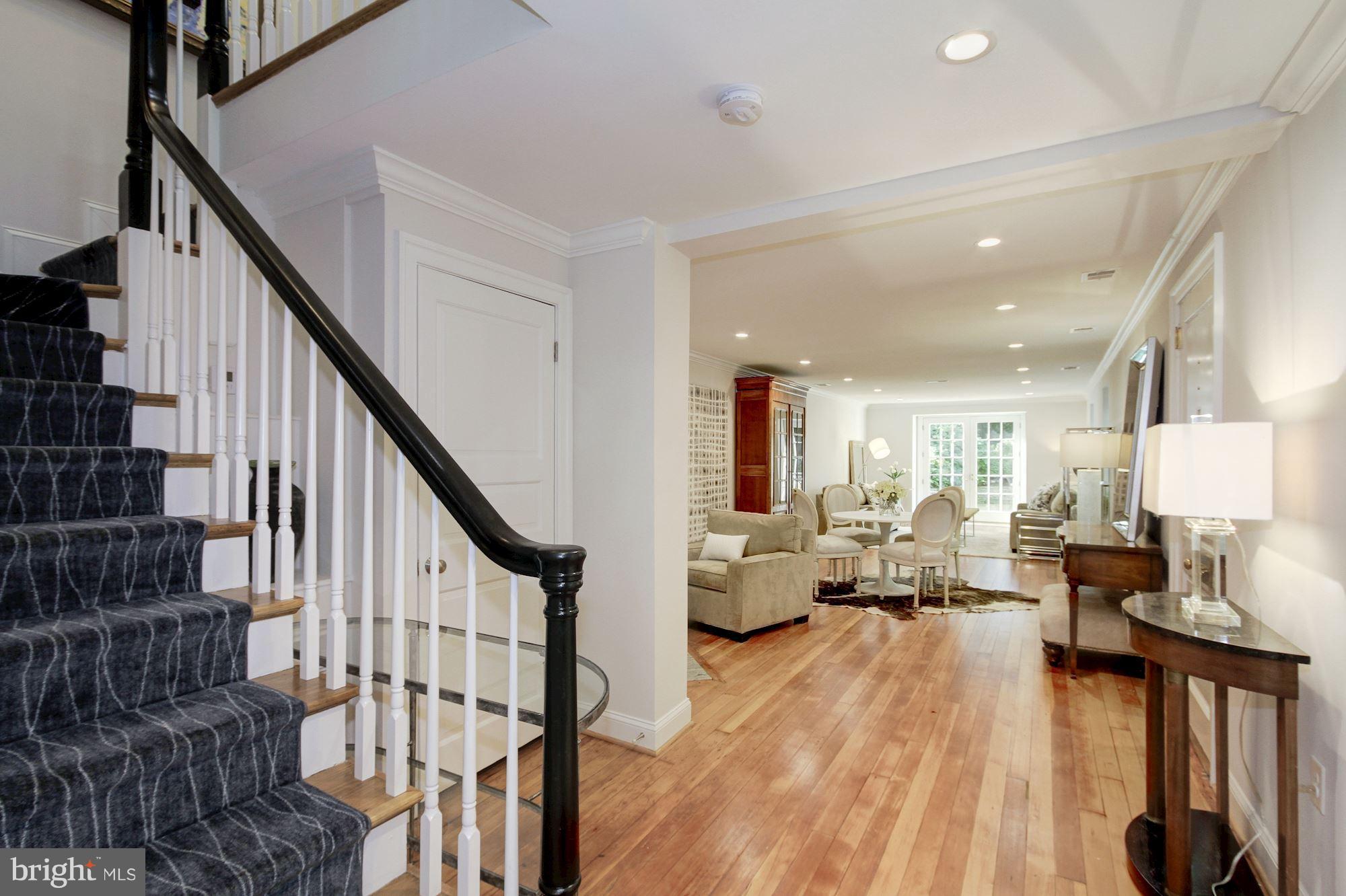 GEORGETOWN - Residential