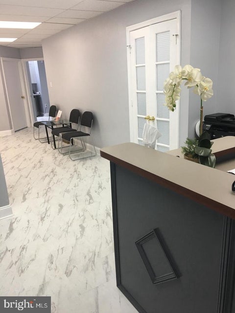 Photo of 5948 Hubbard Drive #22-B, ROCKVILLE, MD 20852 (MLS # MDMC2244052)