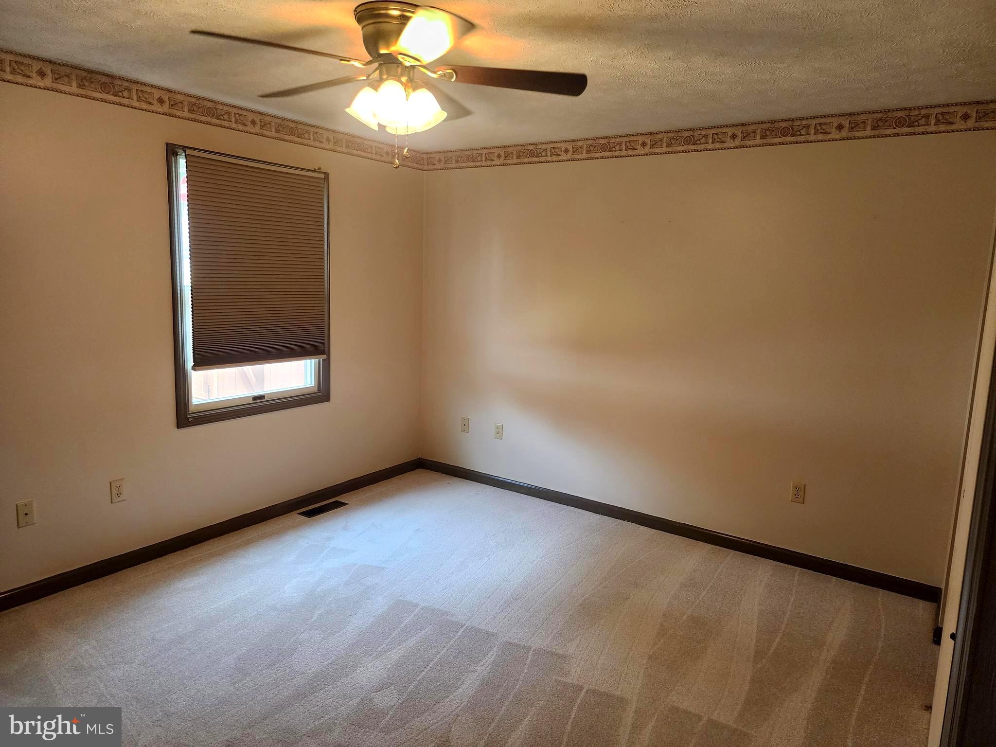 BELLEVUE - Residential