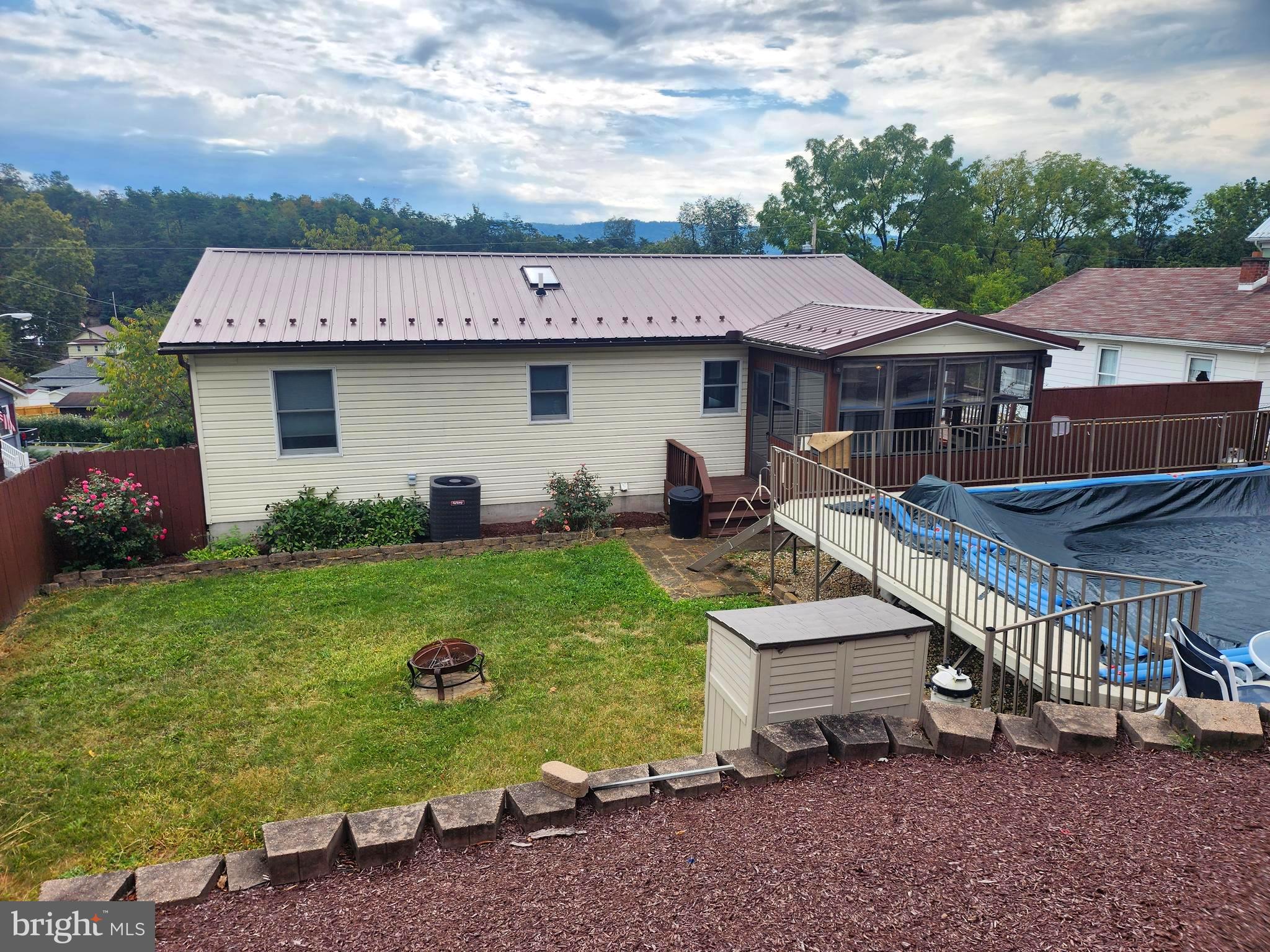 BELLEVUE - Residential