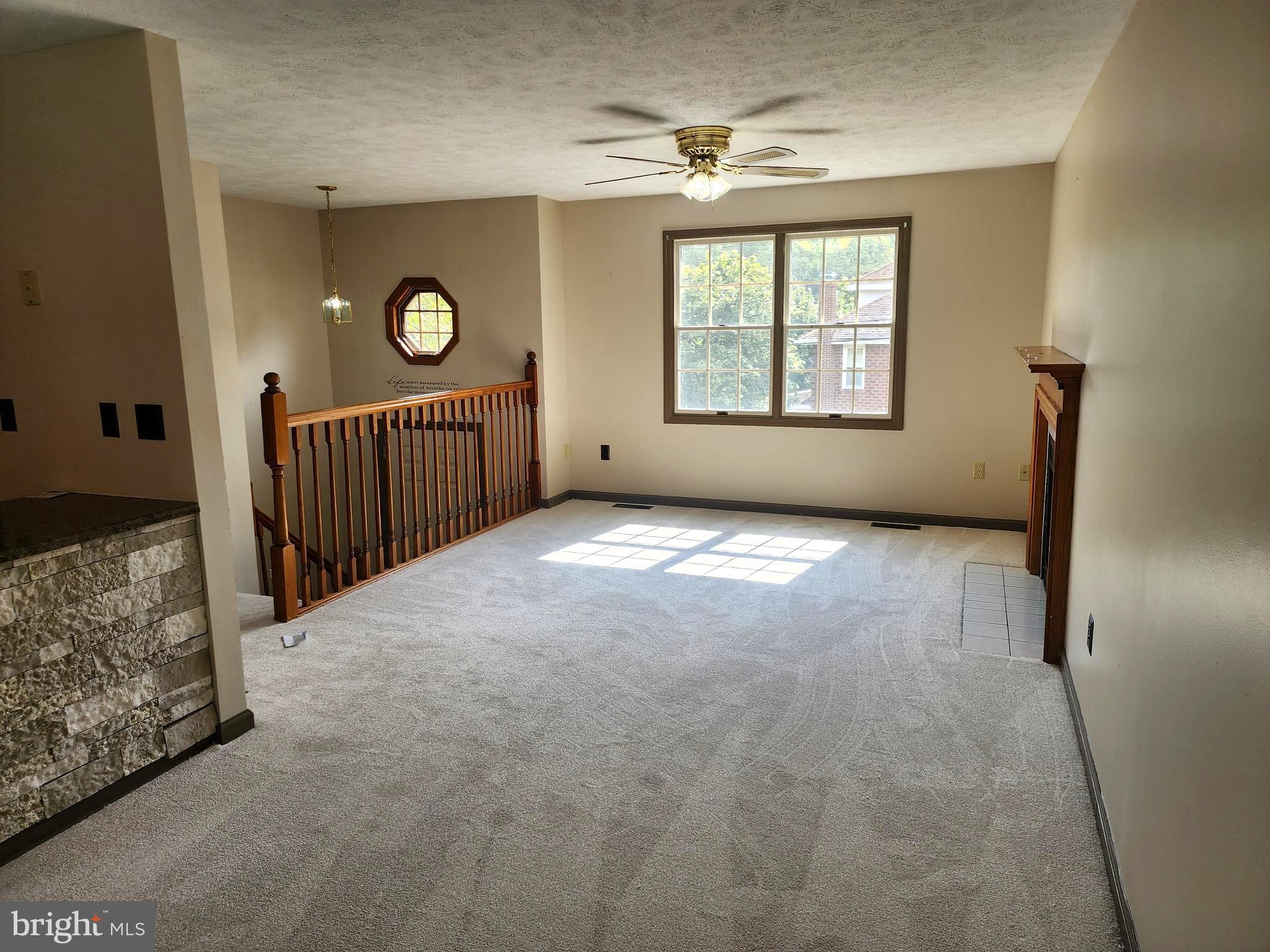 BELLEVUE - Residential