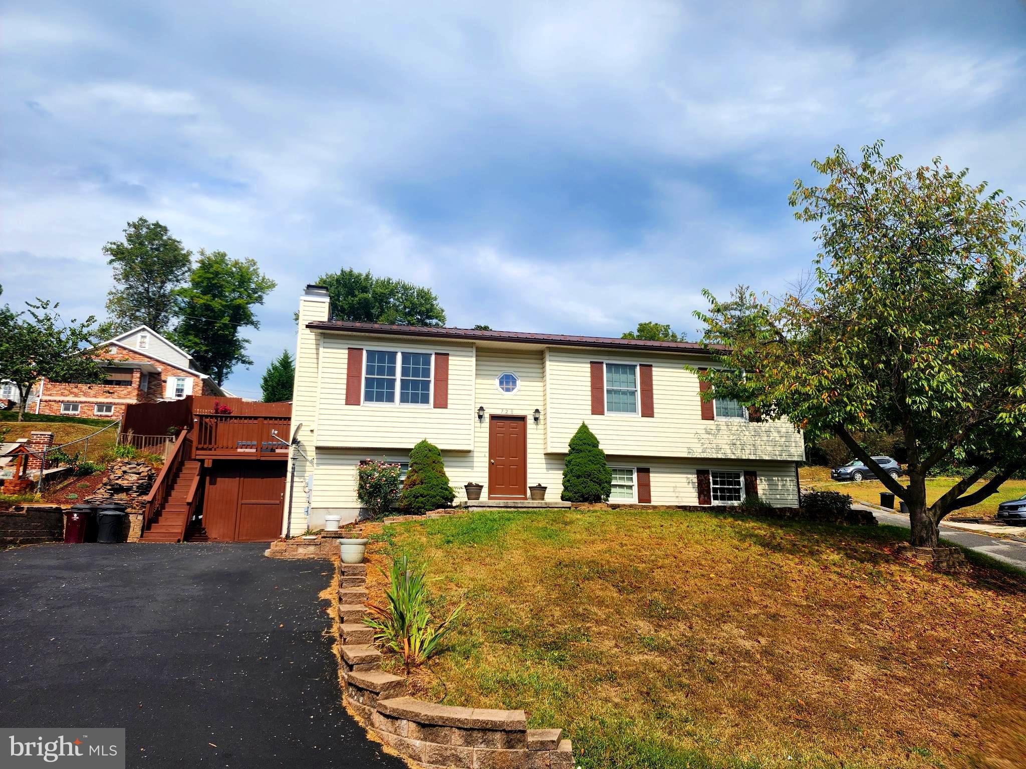 BELLEVUE - Residential