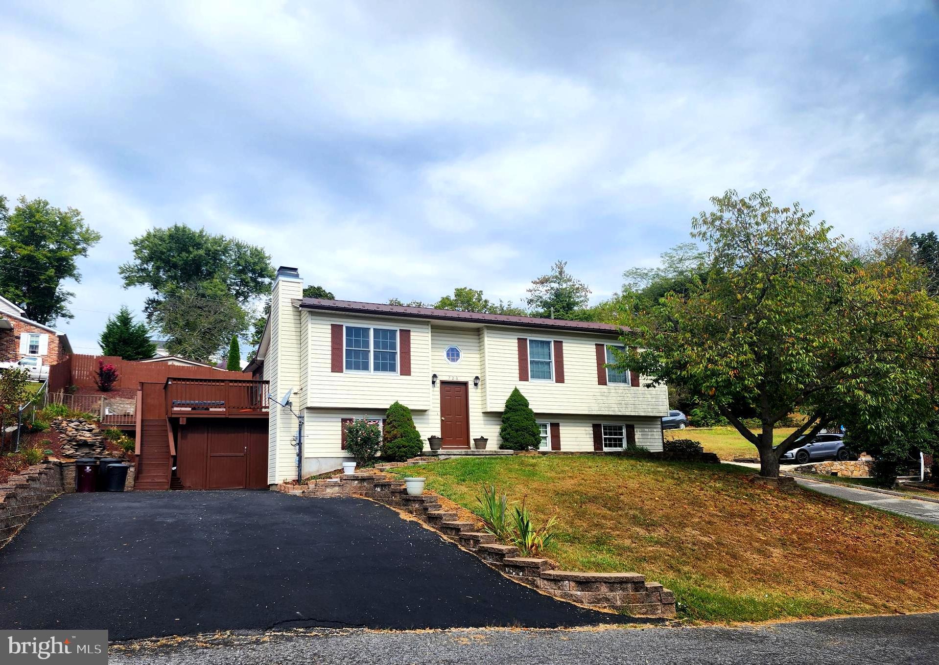 BELLEVUE - Residential