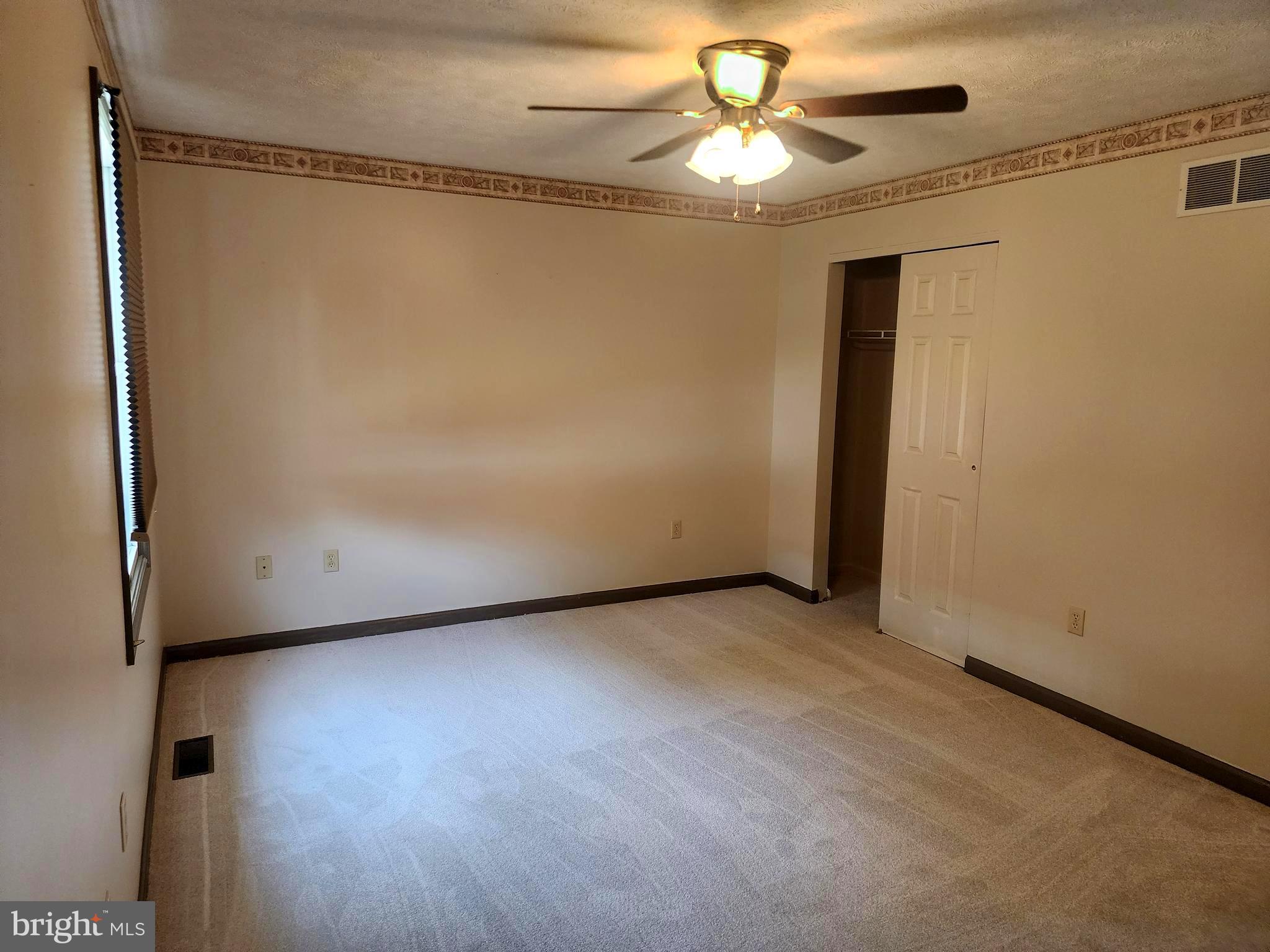 BELLEVUE - Residential