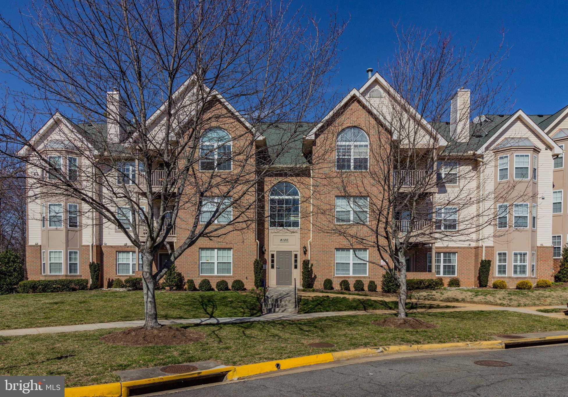 FAIRMONT CONDO - Residential Lease