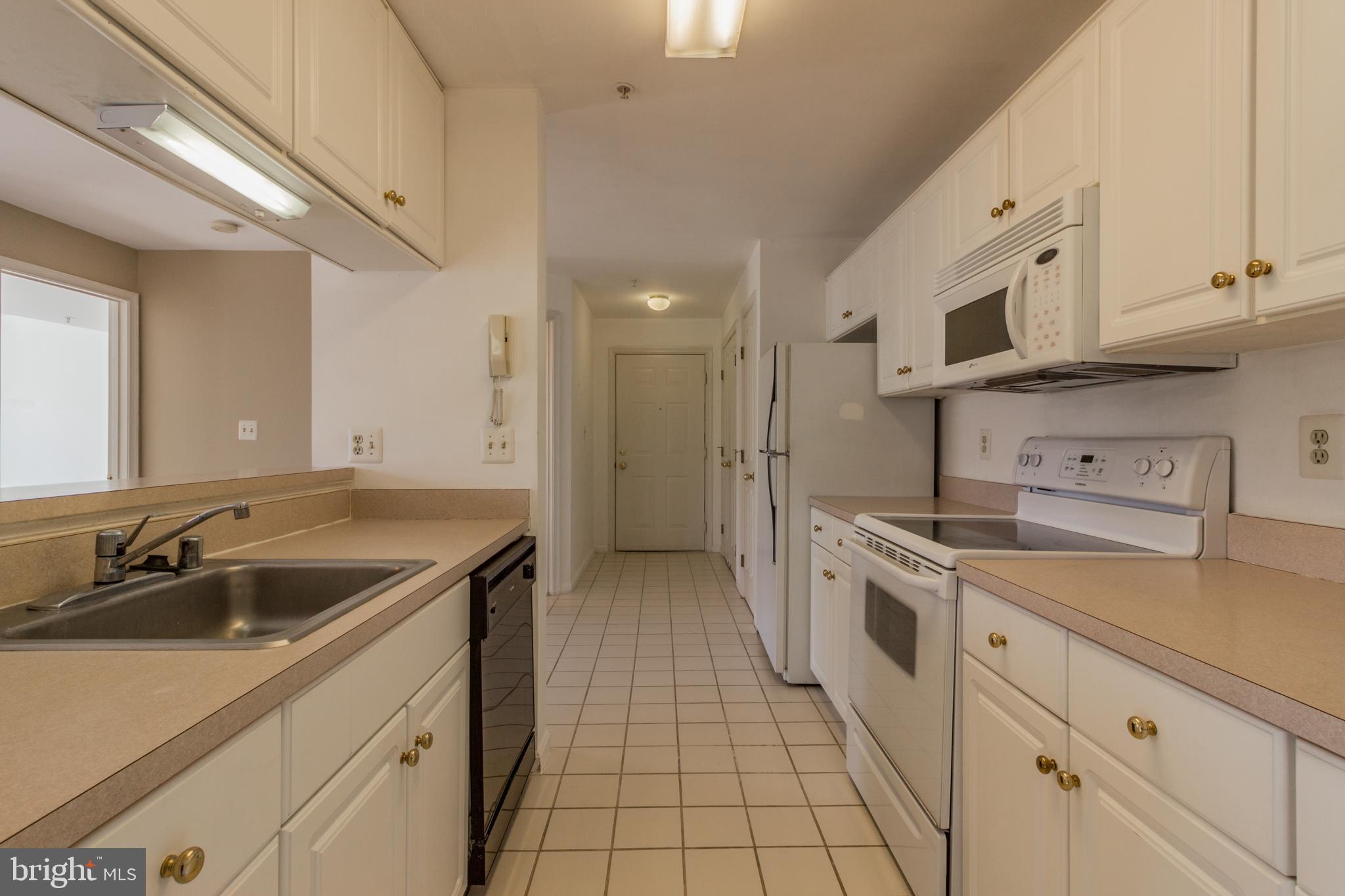 FAIRMONT CONDO - Residential Lease