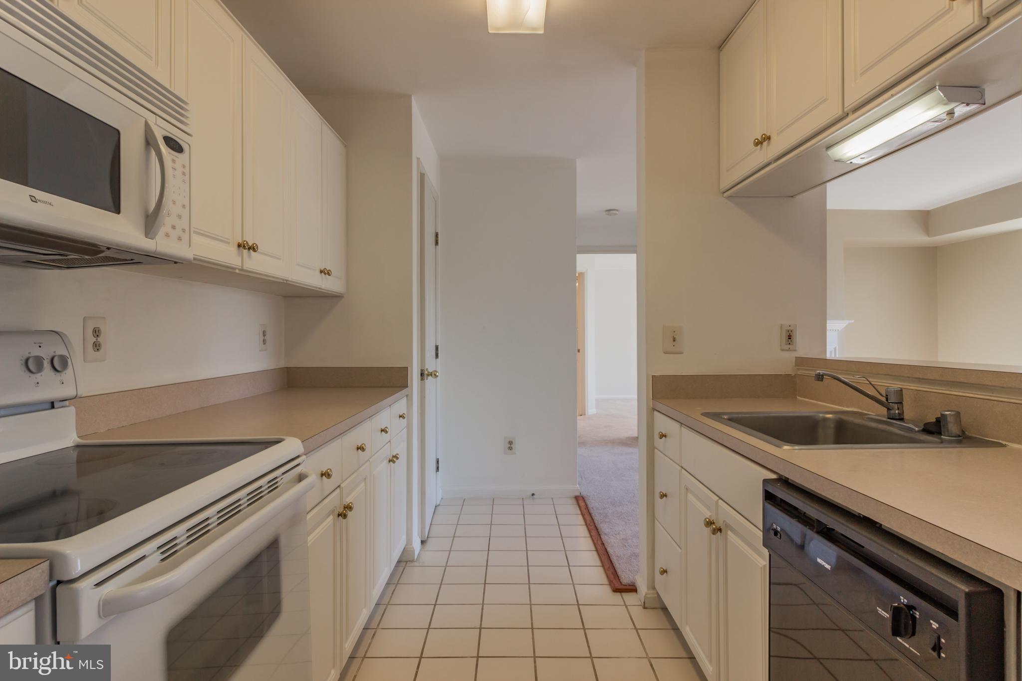 FAIRMONT CONDO - Residential Lease