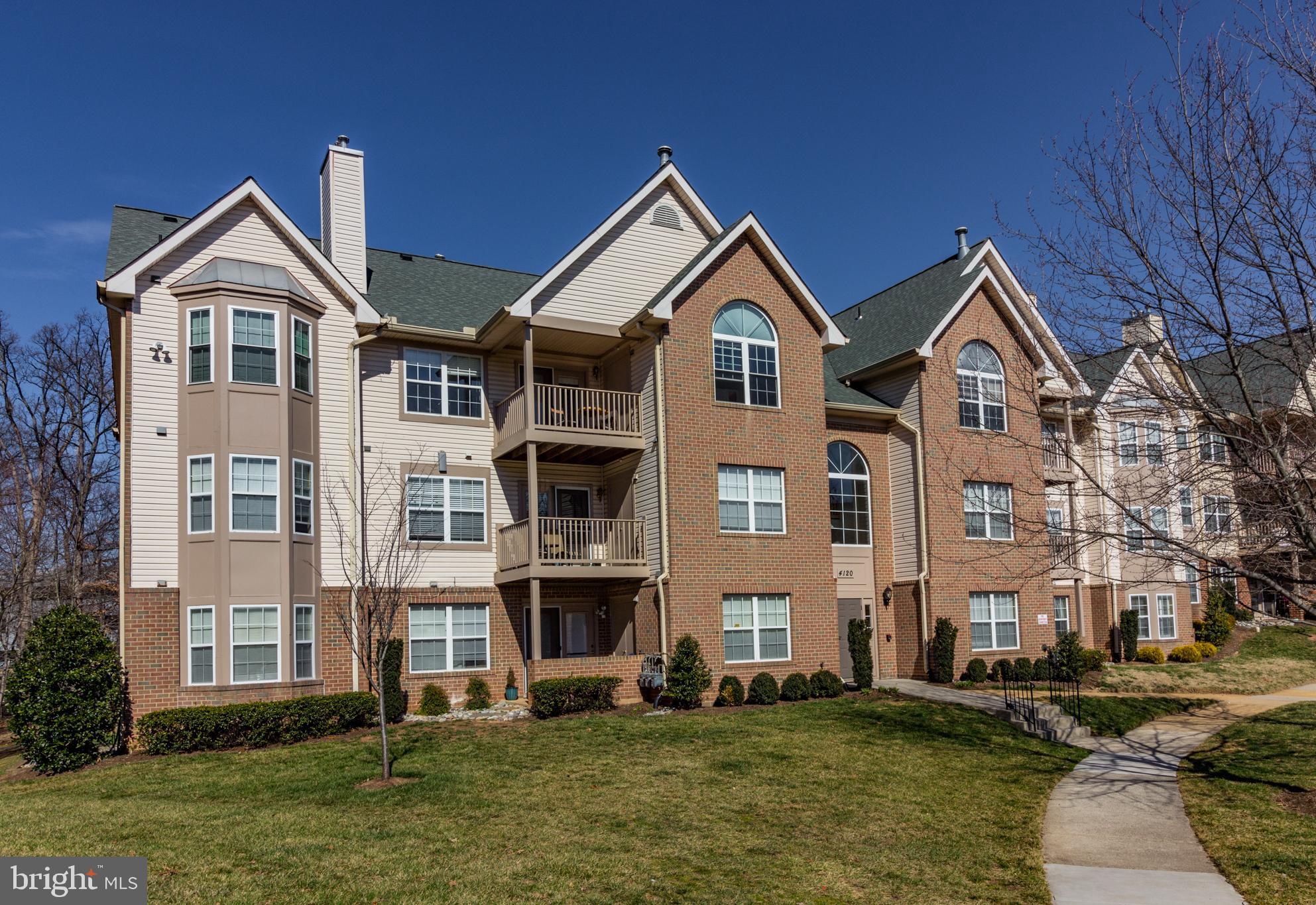 FAIRMONT CONDO - Residential Lease