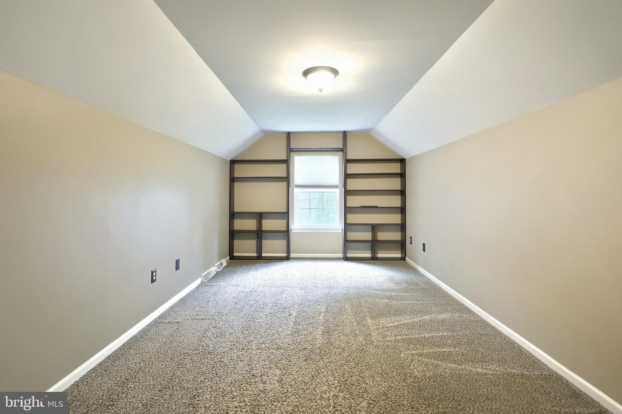 ASBURY POINTE - Residential