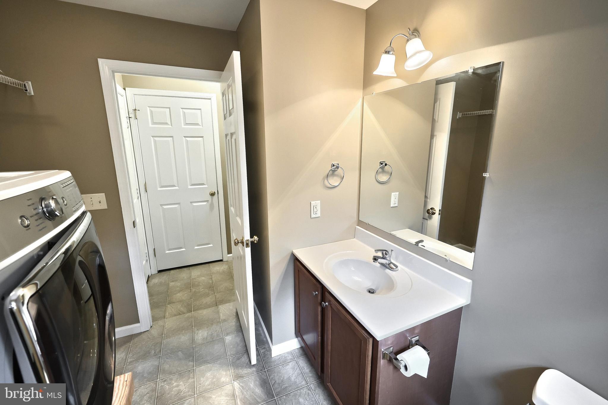 ASBURY POINTE - Residential