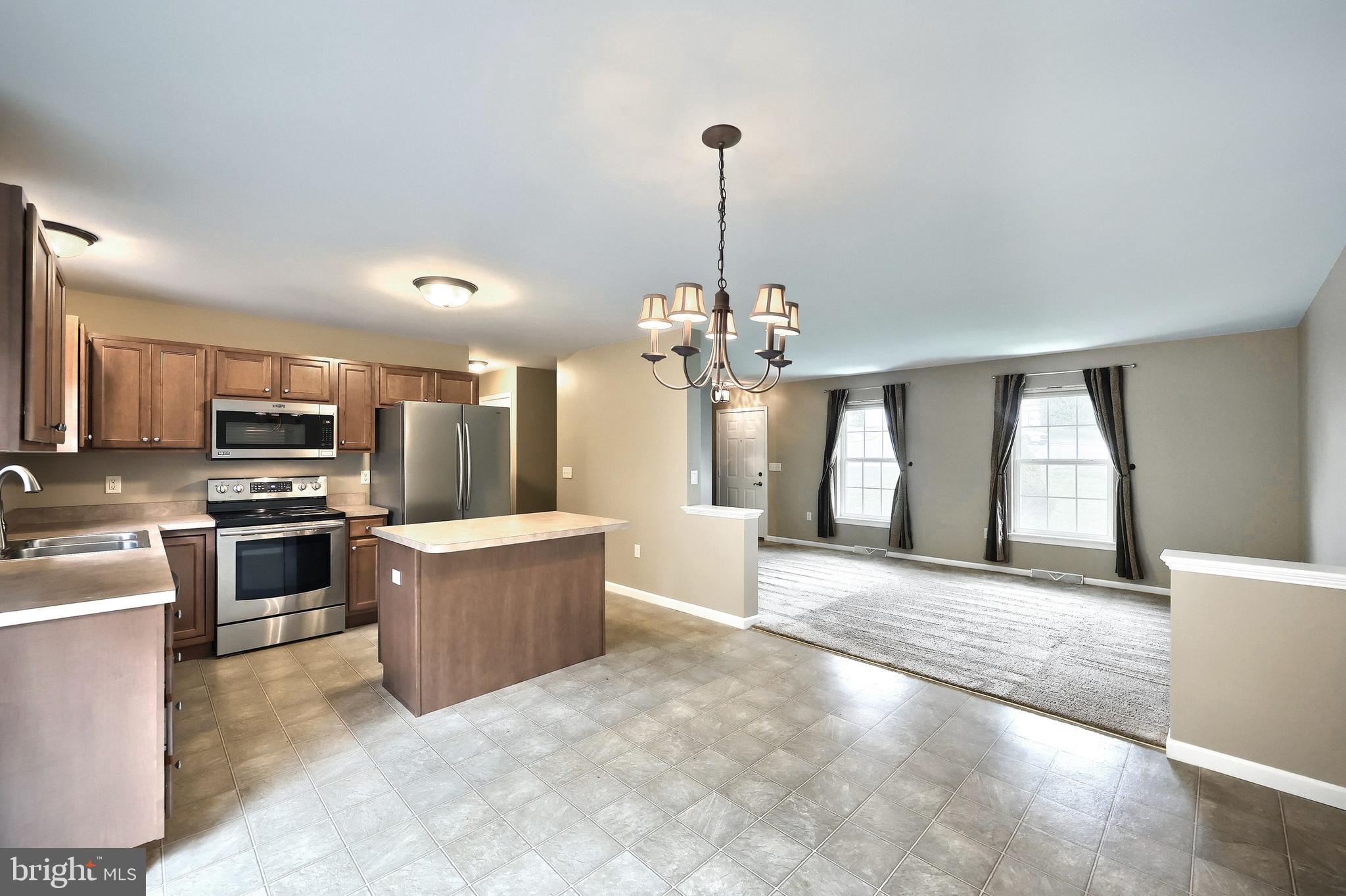 ASBURY POINTE - Residential