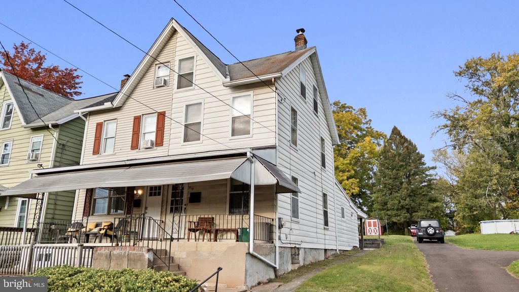 Photo of 414 2nd Avenue, ROYERSFORD, PA 19468 (MLS # PAMC2159434)