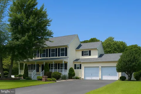 4 River Edge Drive, Jackson, NJ MLS: NJOC2037962