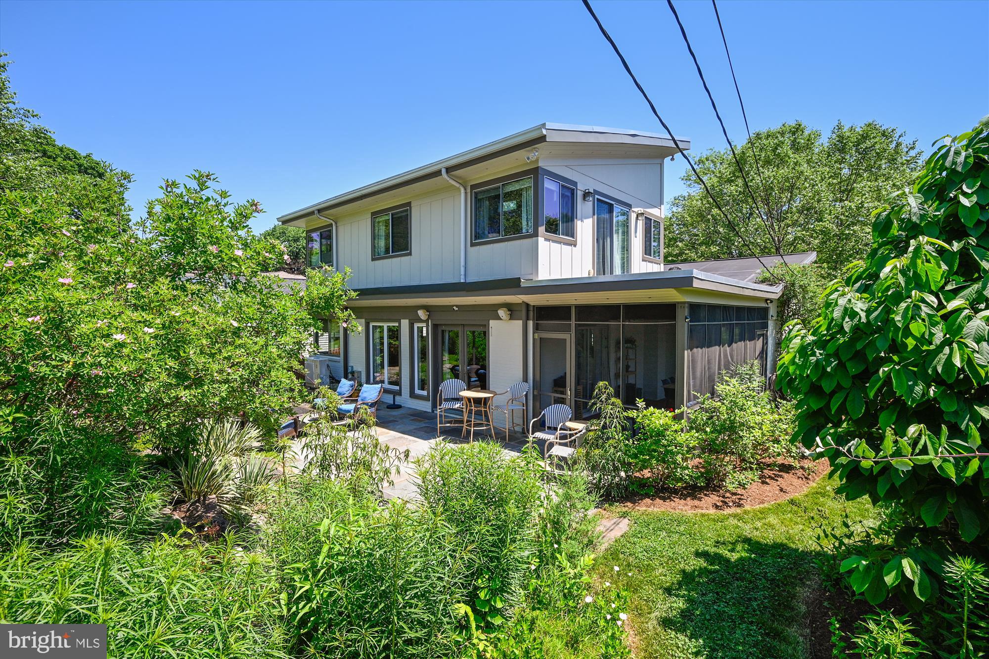 MURRAY HILL - Residential