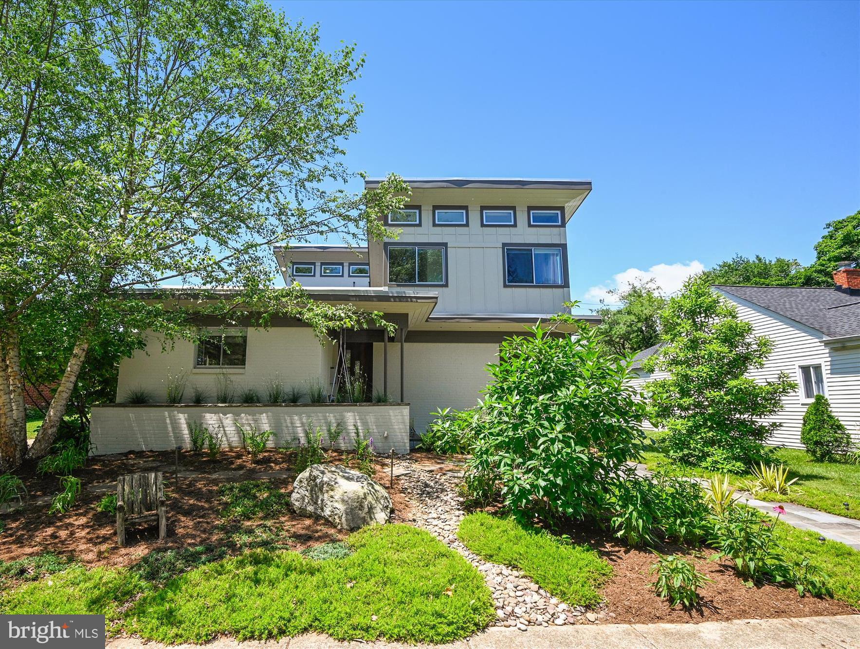 MURRAY HILL - Residential