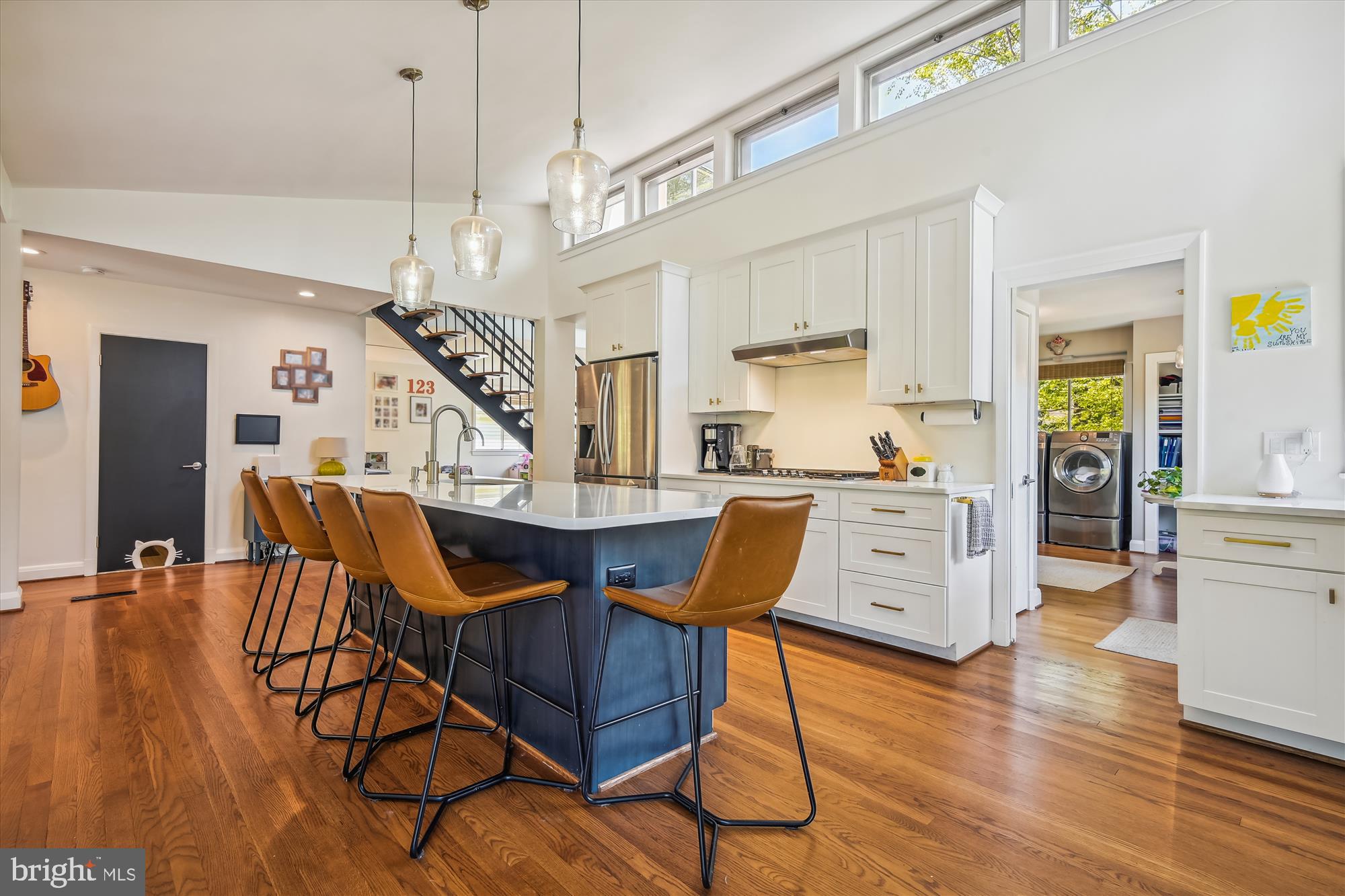 MURRAY HILL - Residential