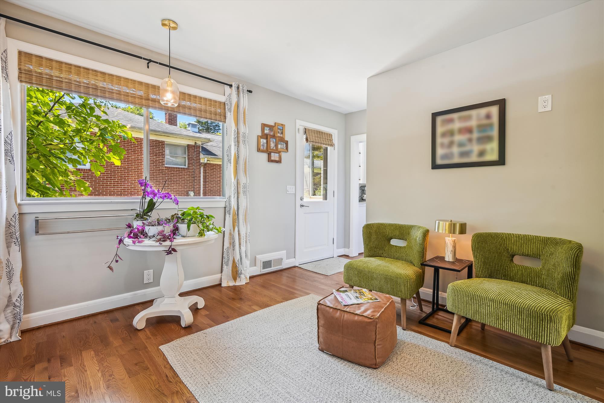 MURRAY HILL - Residential