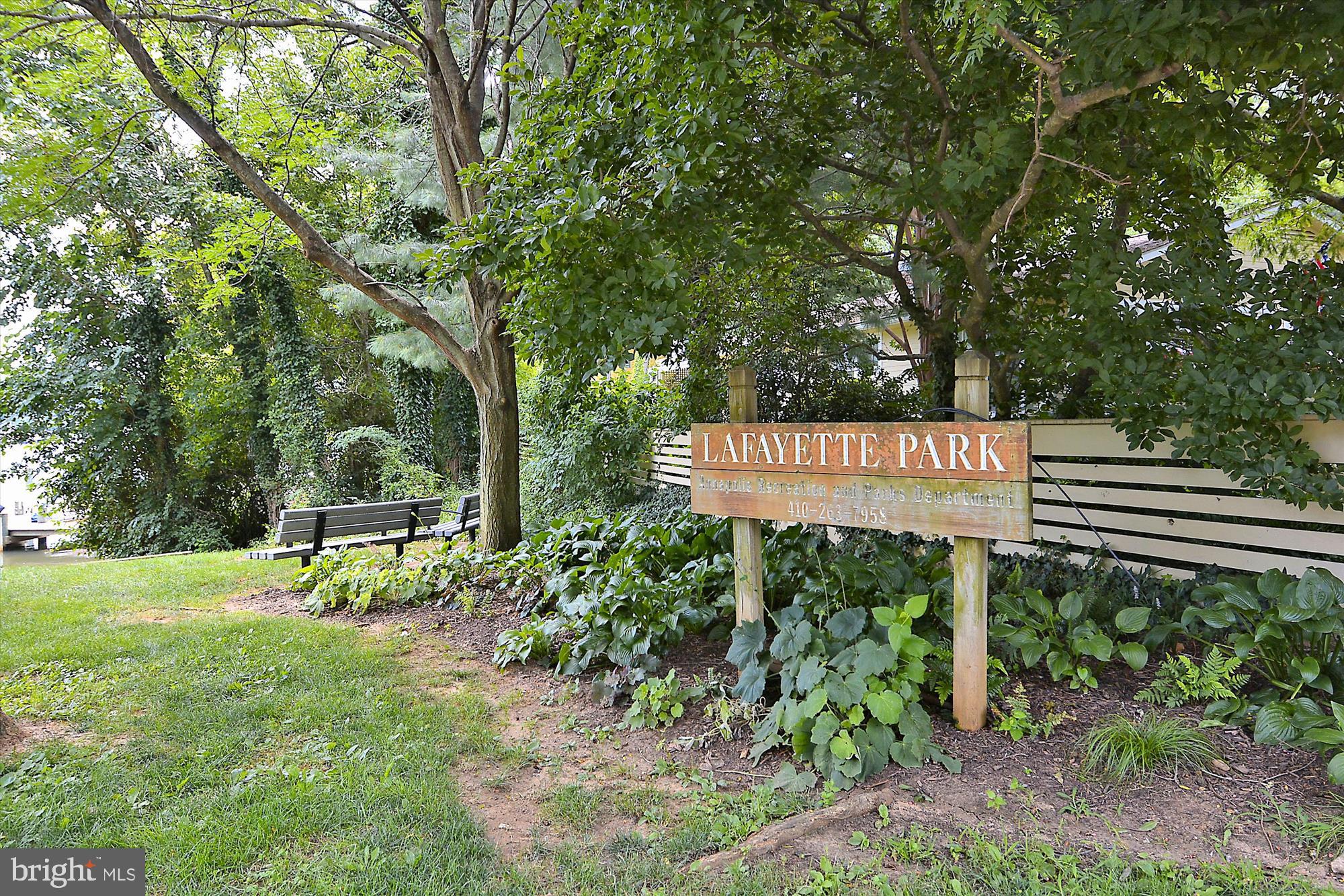 MURRAY HILL - Residential