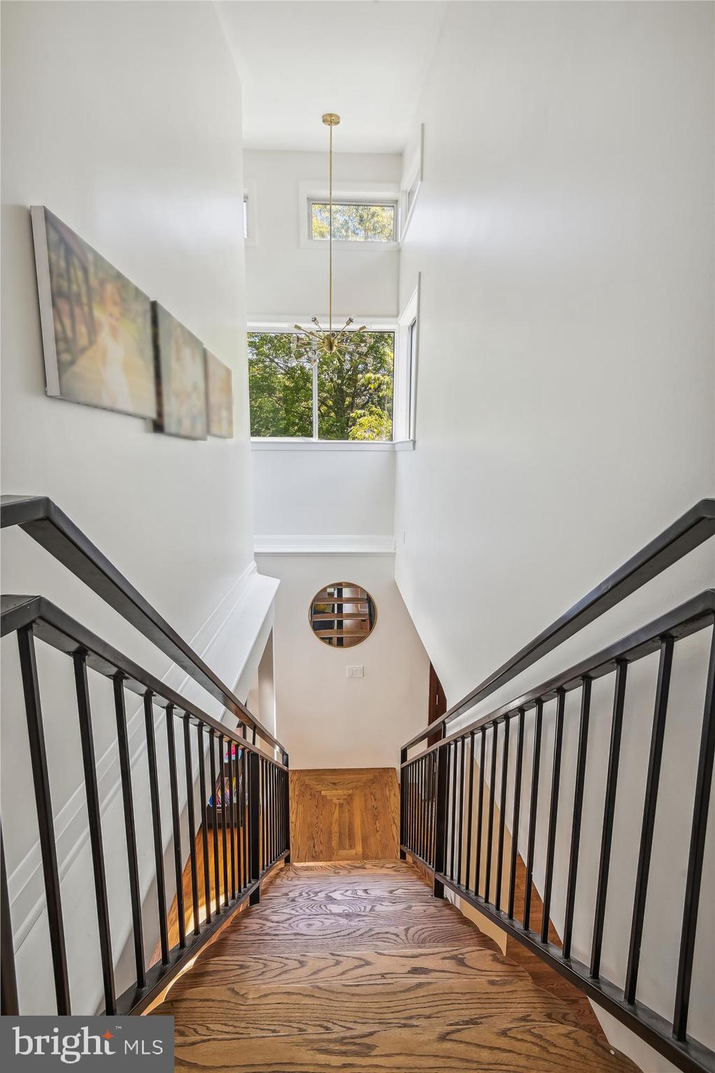 MURRAY HILL - Residential