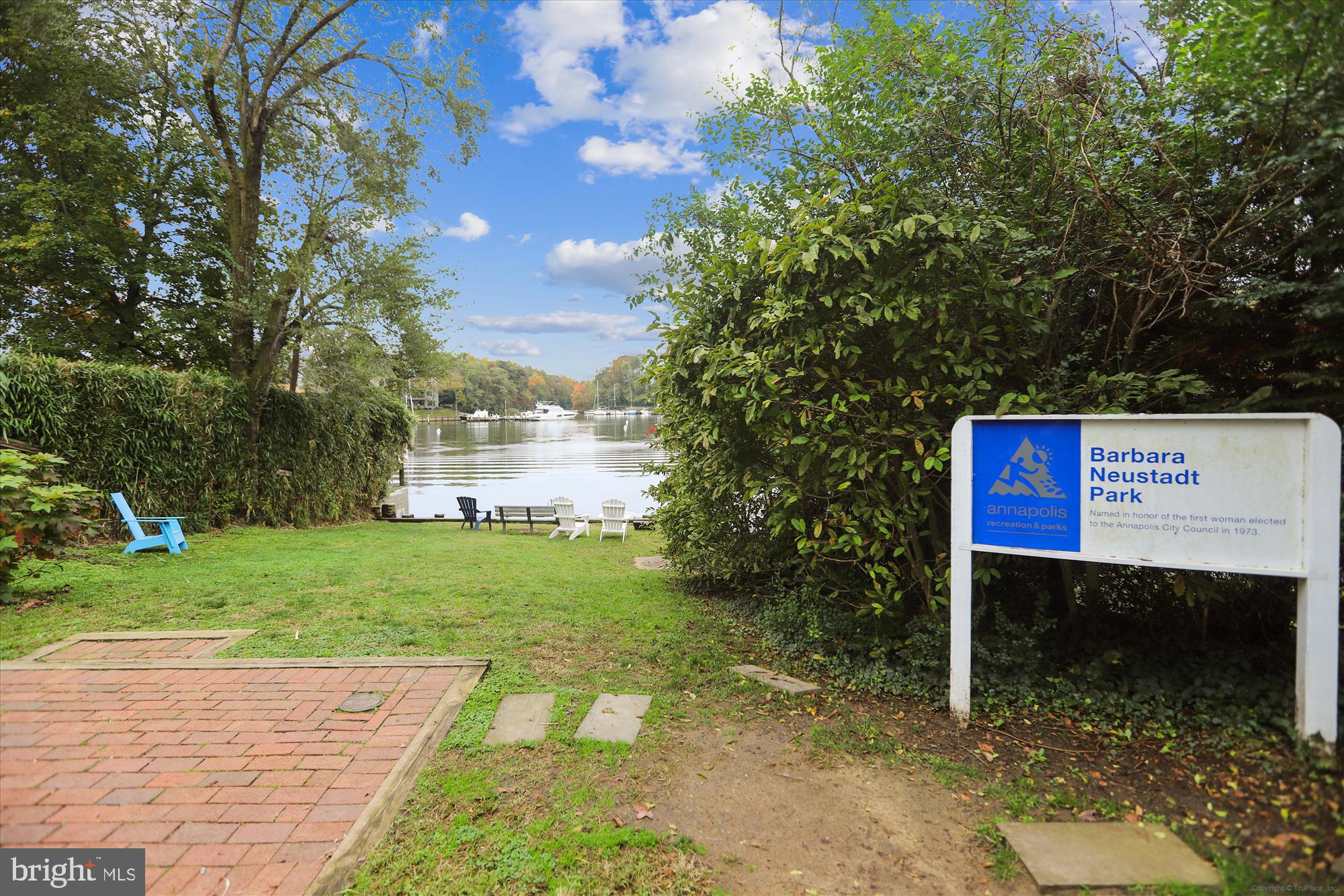 MURRAY HILL - Residential