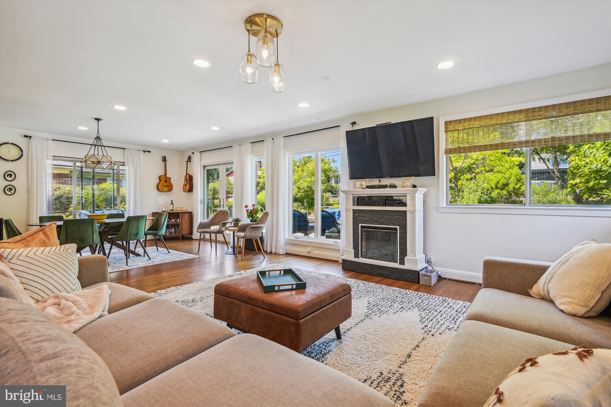 MURRAY HILL - Residential