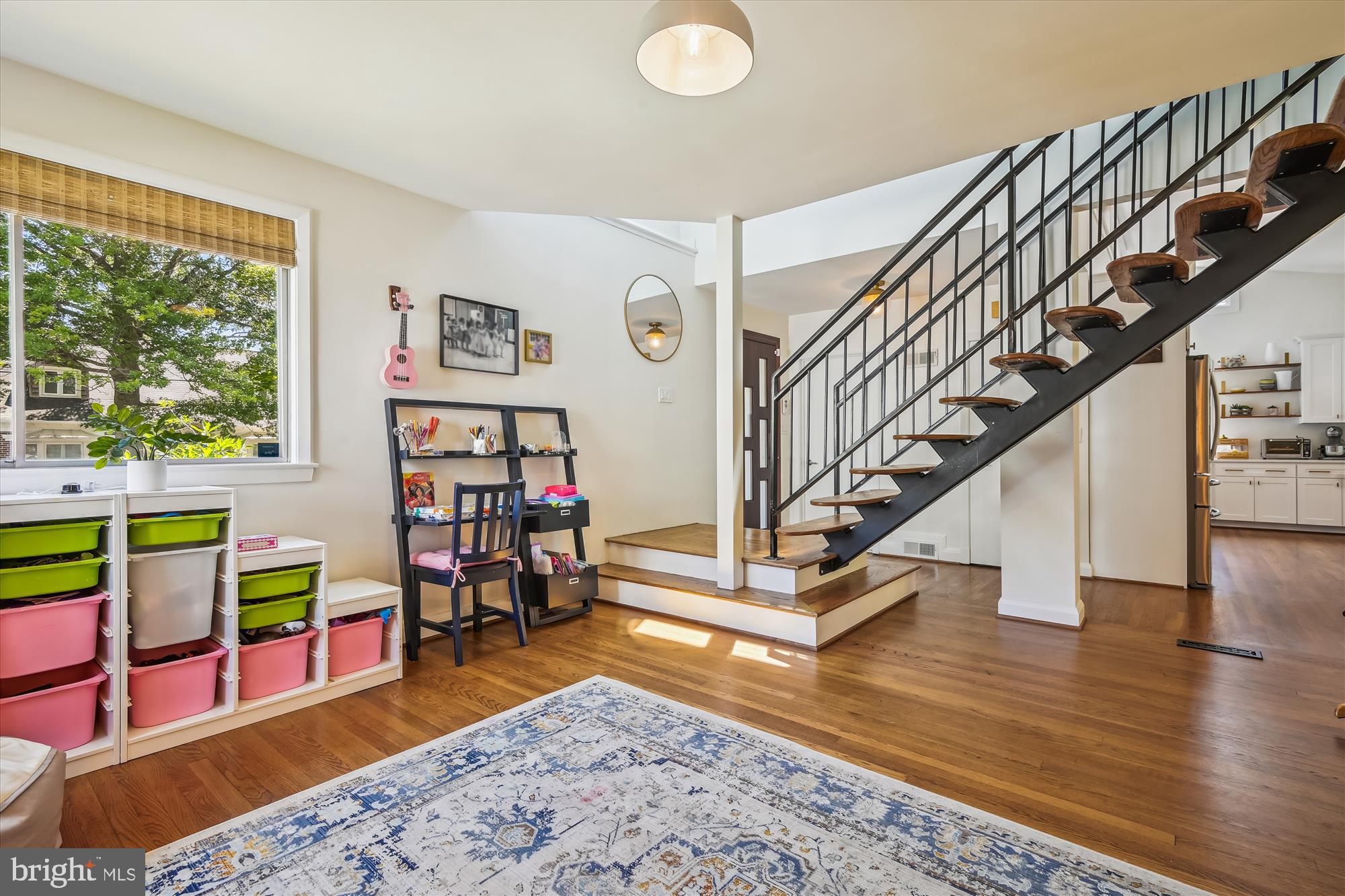 MURRAY HILL - Residential