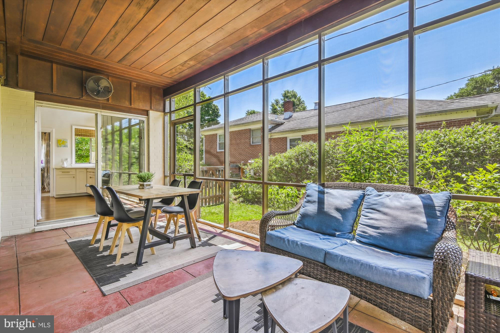 MURRAY HILL - Residential