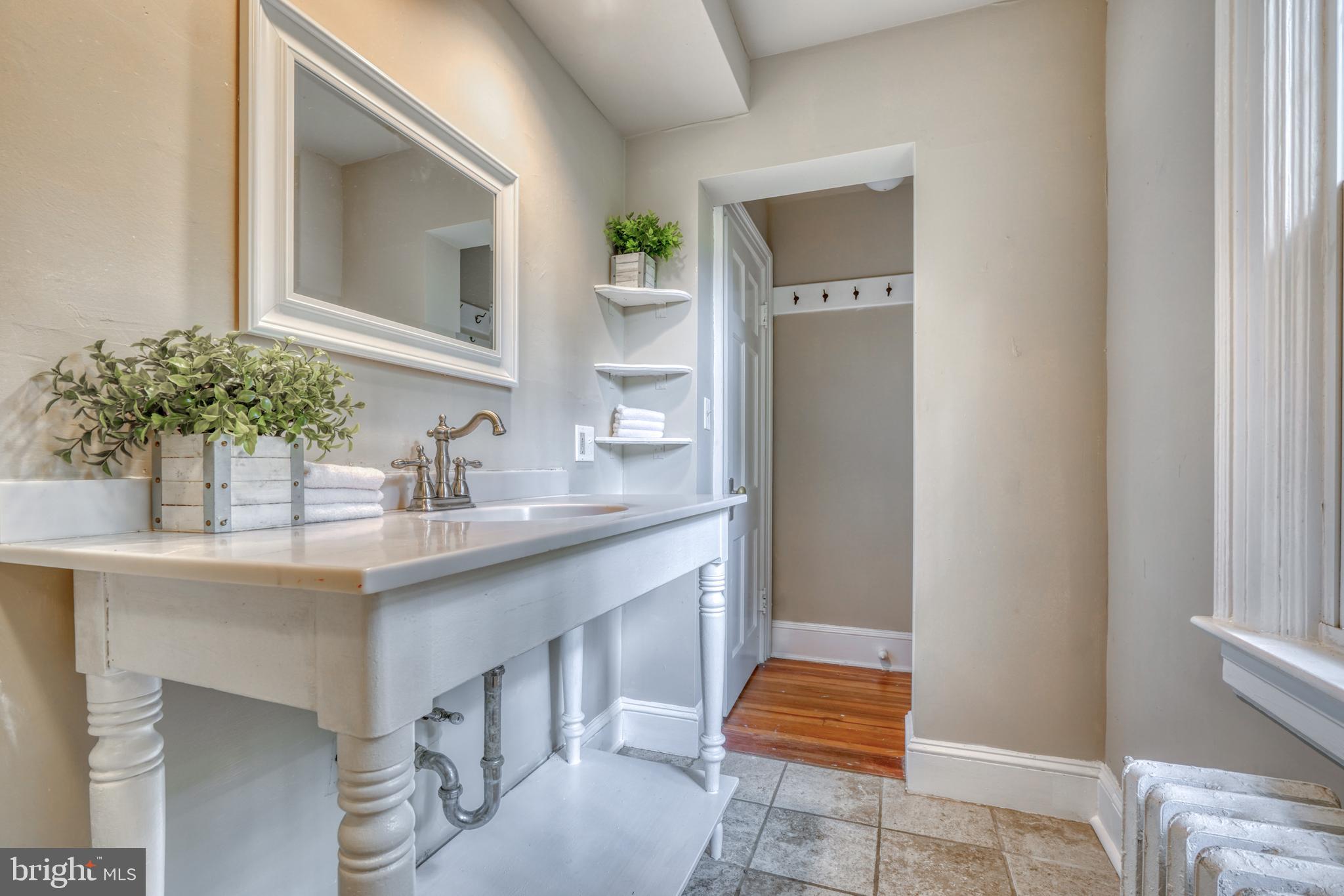 GREATER HOMELAND HISTORIC DISTRICT - Residential