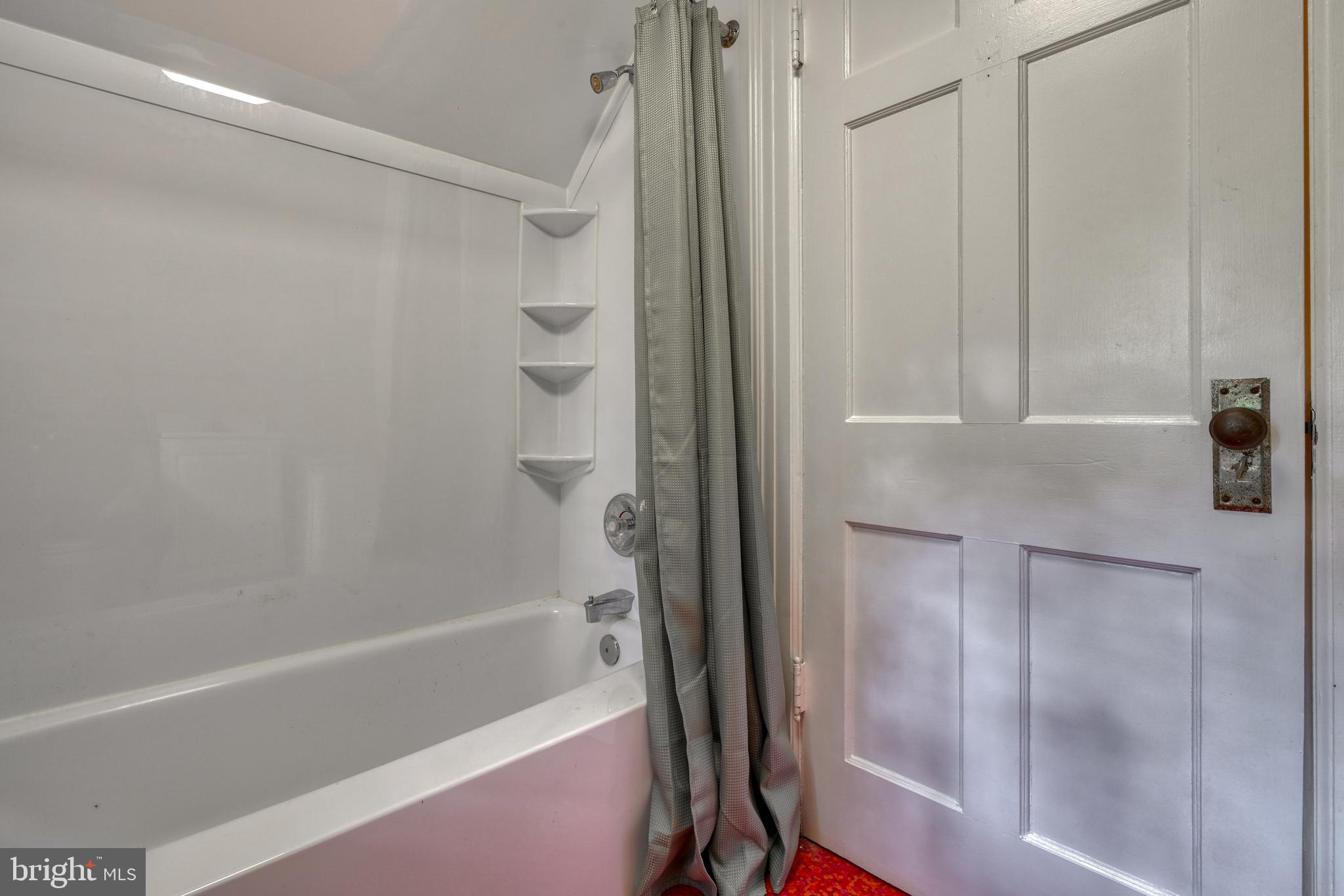 GREATER HOMELAND HISTORIC DISTRICT - Residential