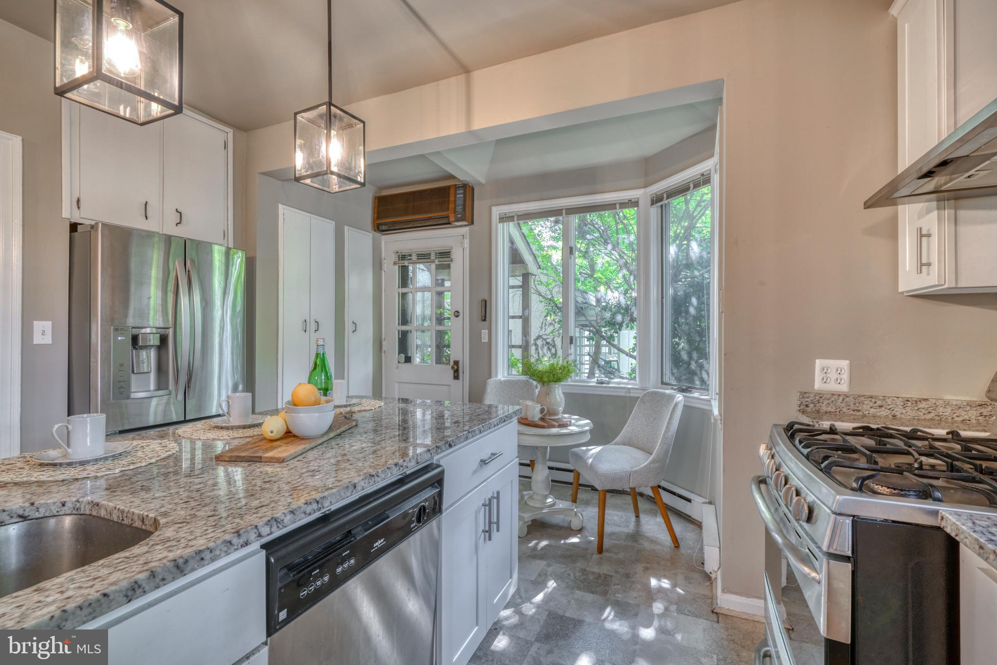 GREATER HOMELAND HISTORIC DISTRICT - Residential