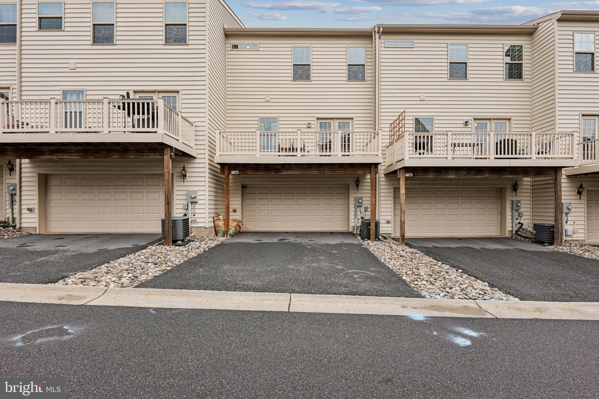 JEFFERSON PLACE - Residential