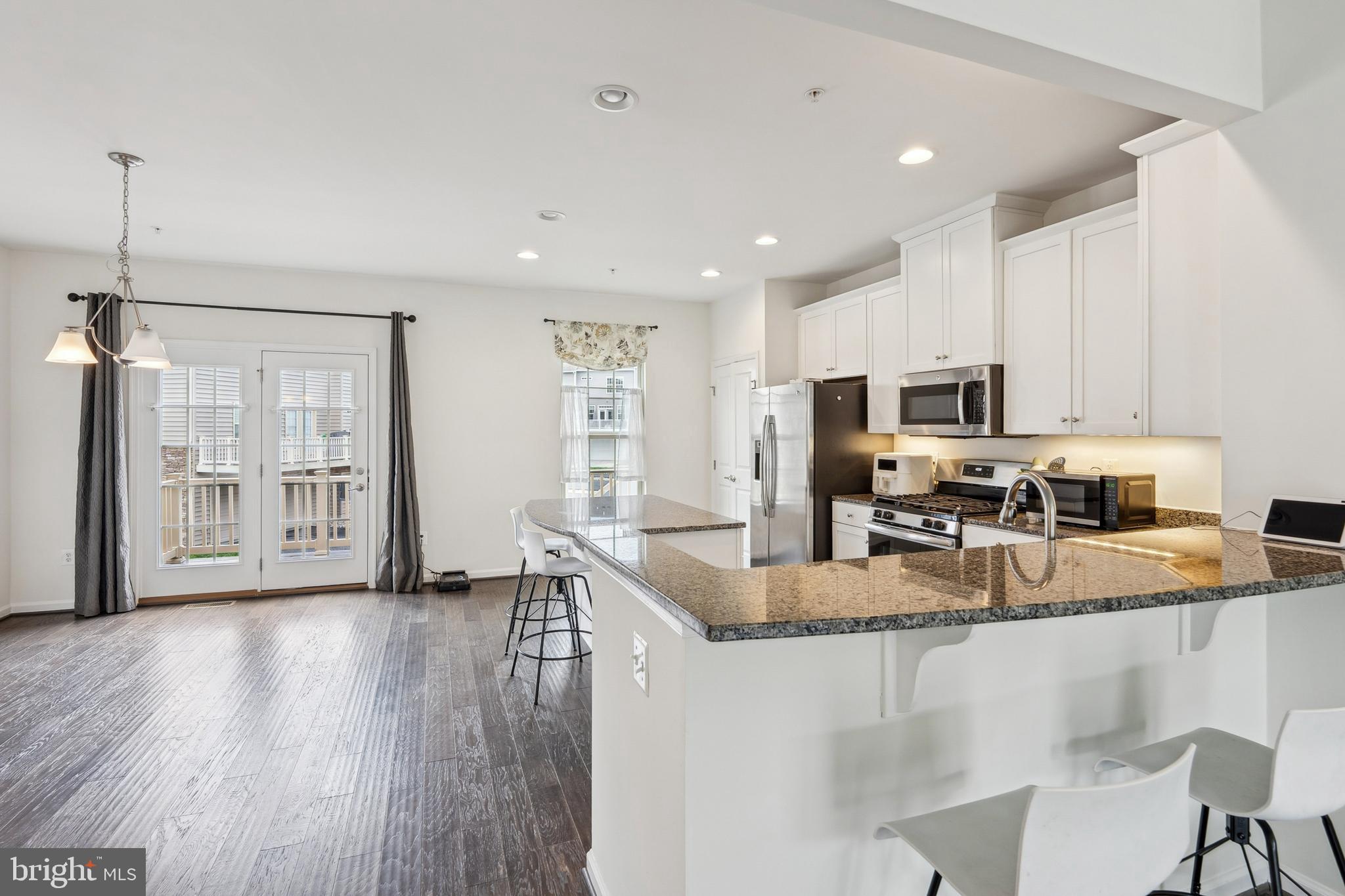 JEFFERSON PLACE - Residential