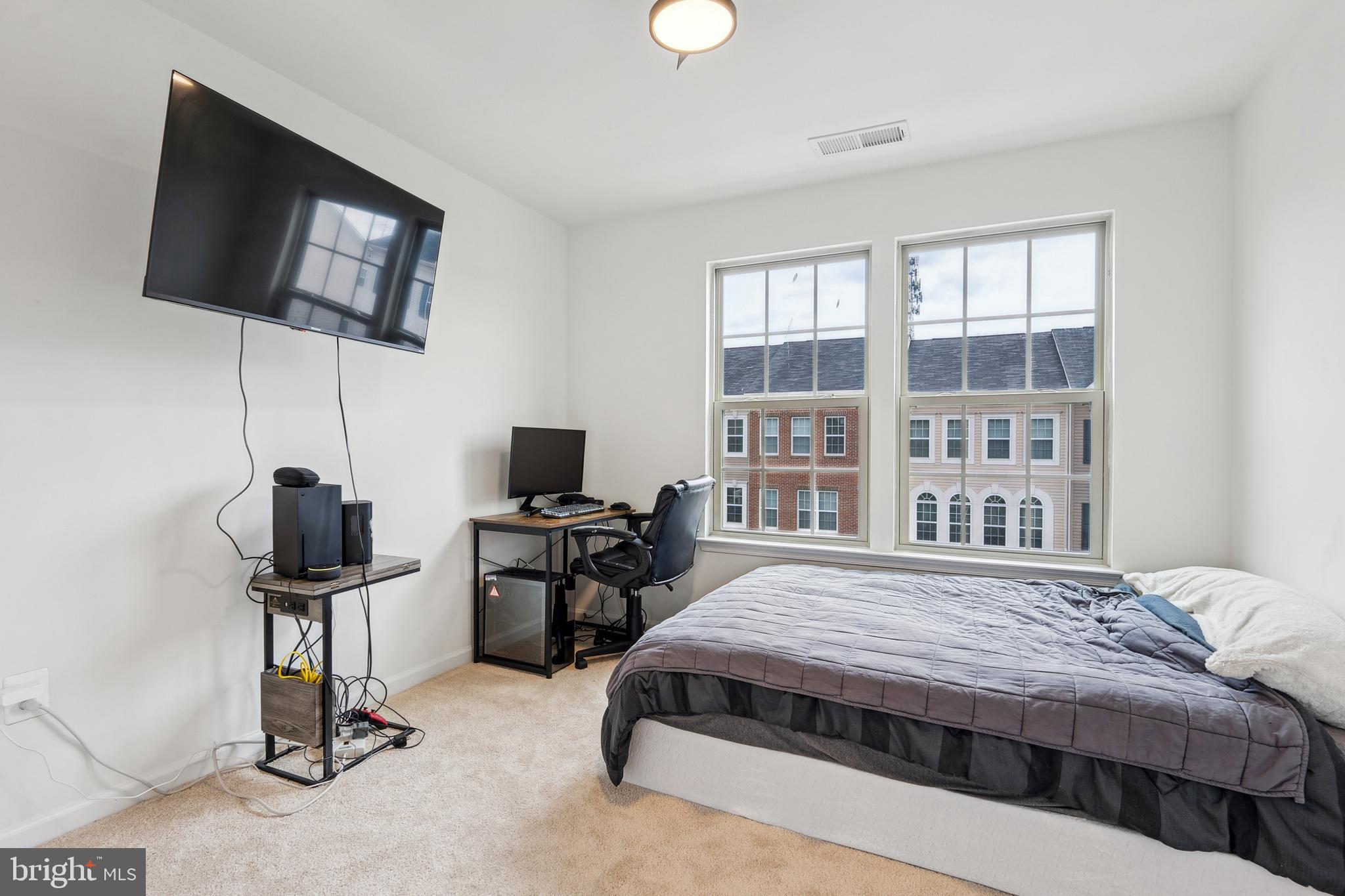 JEFFERSON PLACE - Residential