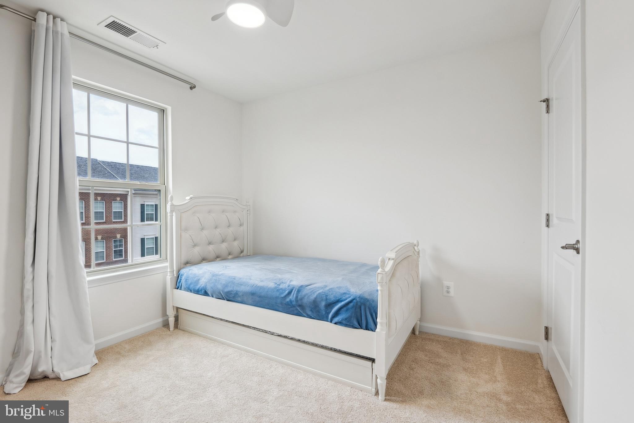 JEFFERSON PLACE - Residential