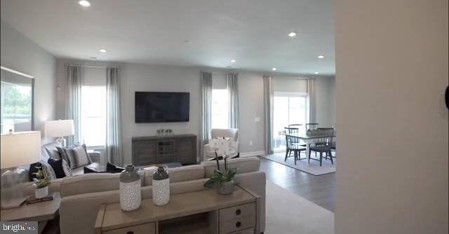 HIGH POINT PRESERVE - Residential