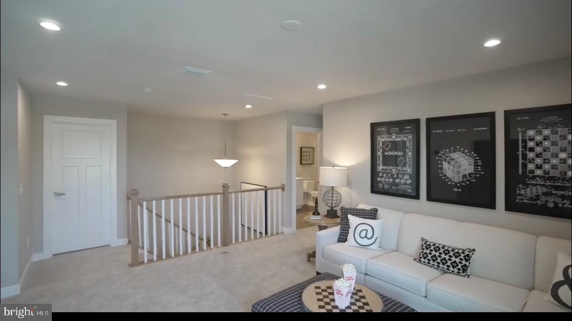 HIGH POINT PRESERVE - Residential