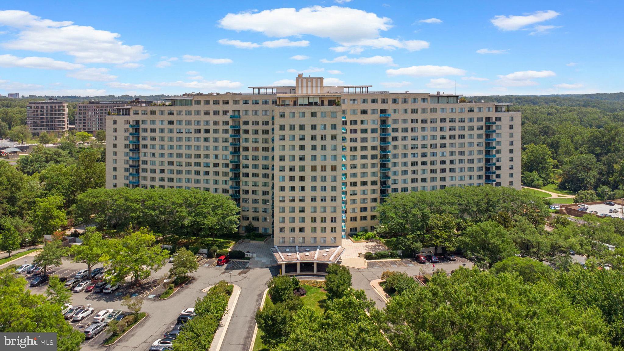 10401 GROSVENOR PLACE 506