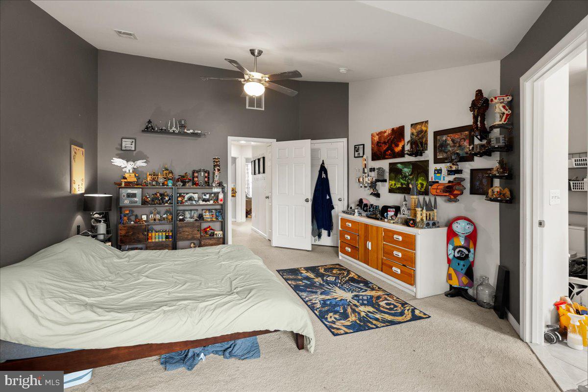 WINDMILL CROSSING - Residential