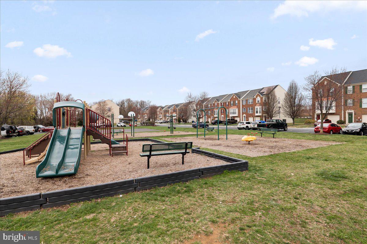 WINDMILL CROSSING - Residential