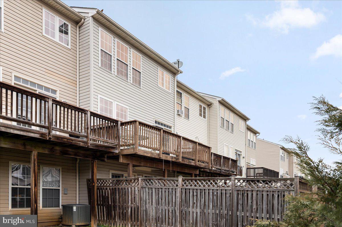 WINDMILL CROSSING - Residential