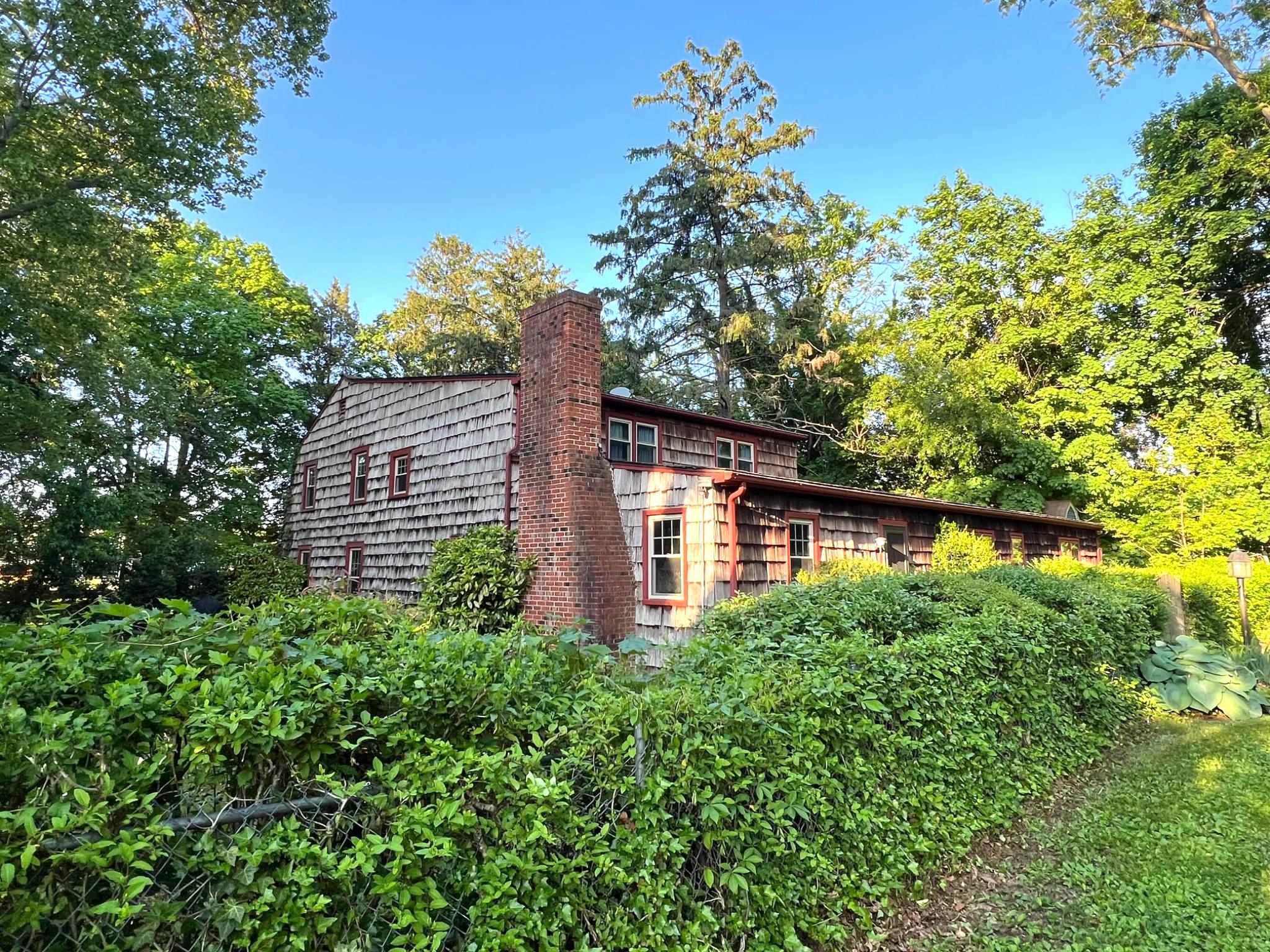1 WESLEY STREET