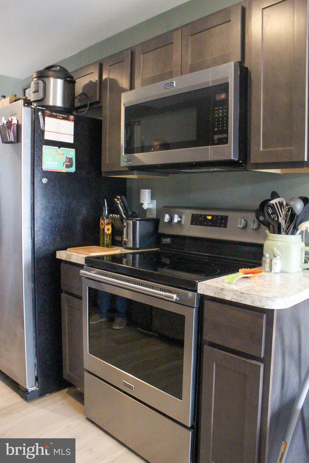 FAIRGROUND HEIGHTS - Residential