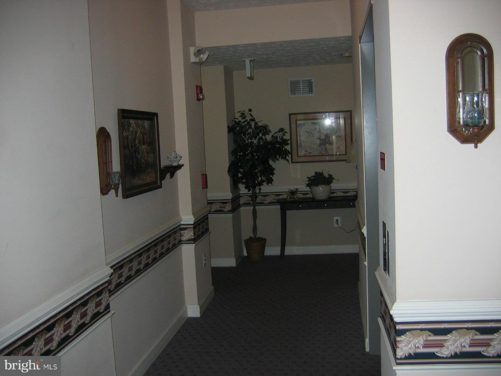 THE COURTYARDS AT POND - Residential