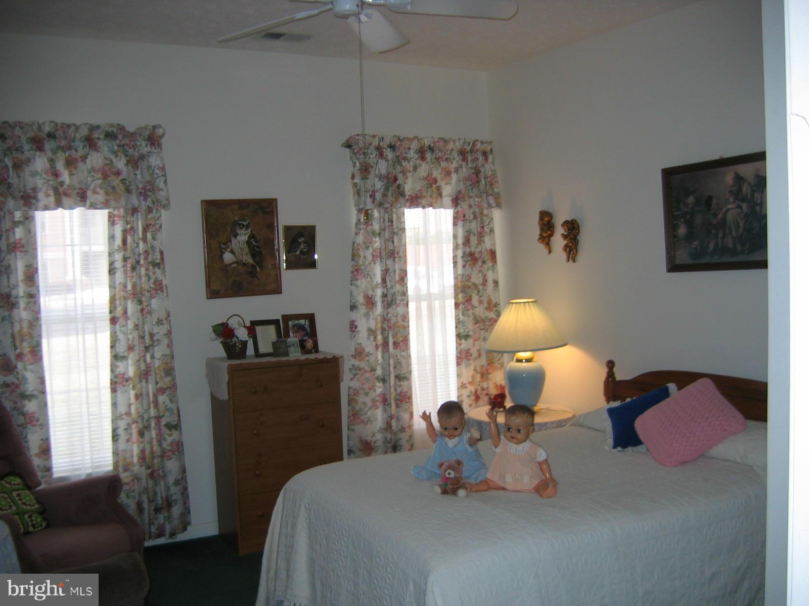 THE COURTYARDS AT POND - Residential