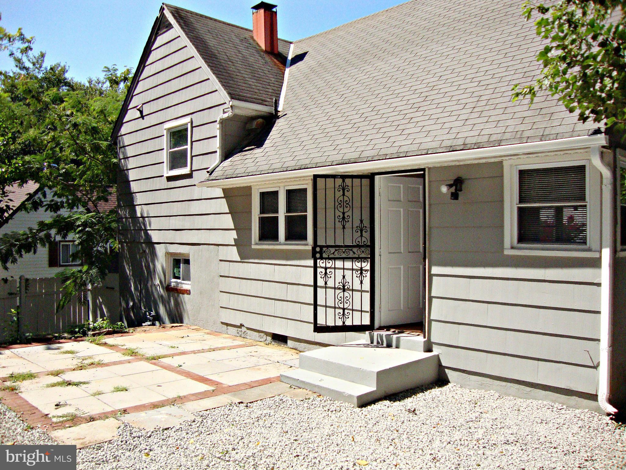 RIVERDALE WOODS - Residential